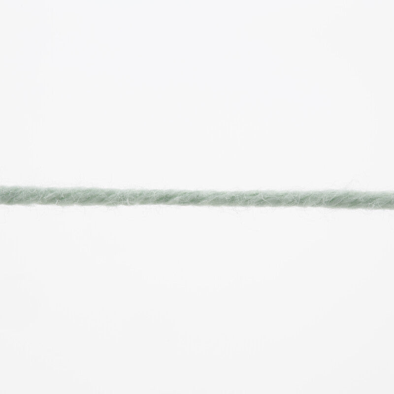Lang Yarns - Oceania - light salie groen - 1142.0058