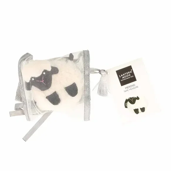 Lantern Moon - rolcentimeter - schaap