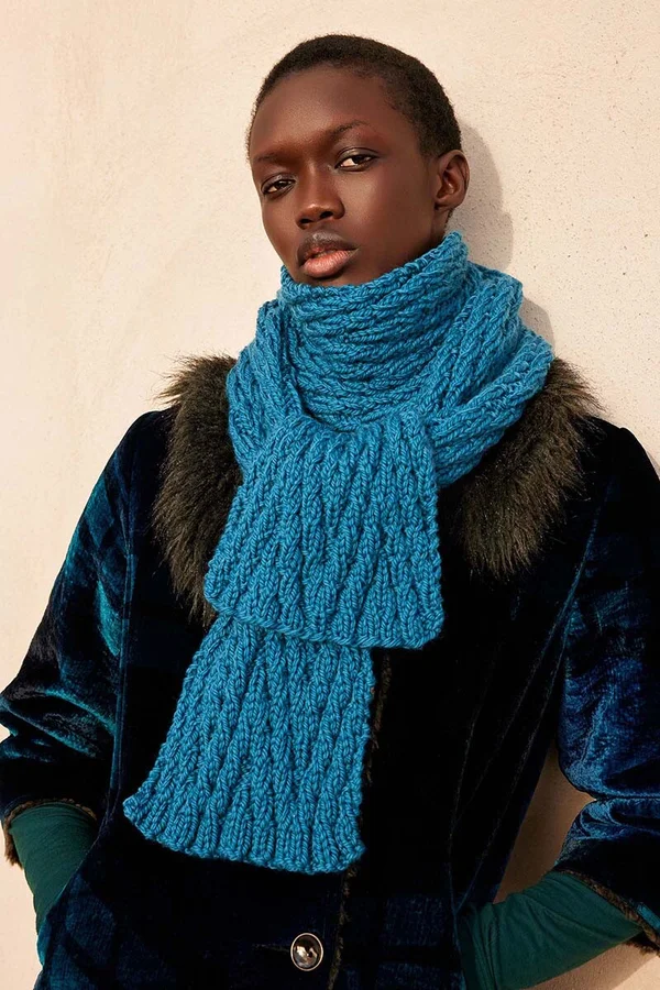 Lang Yarns - WOOLADDICTS #15